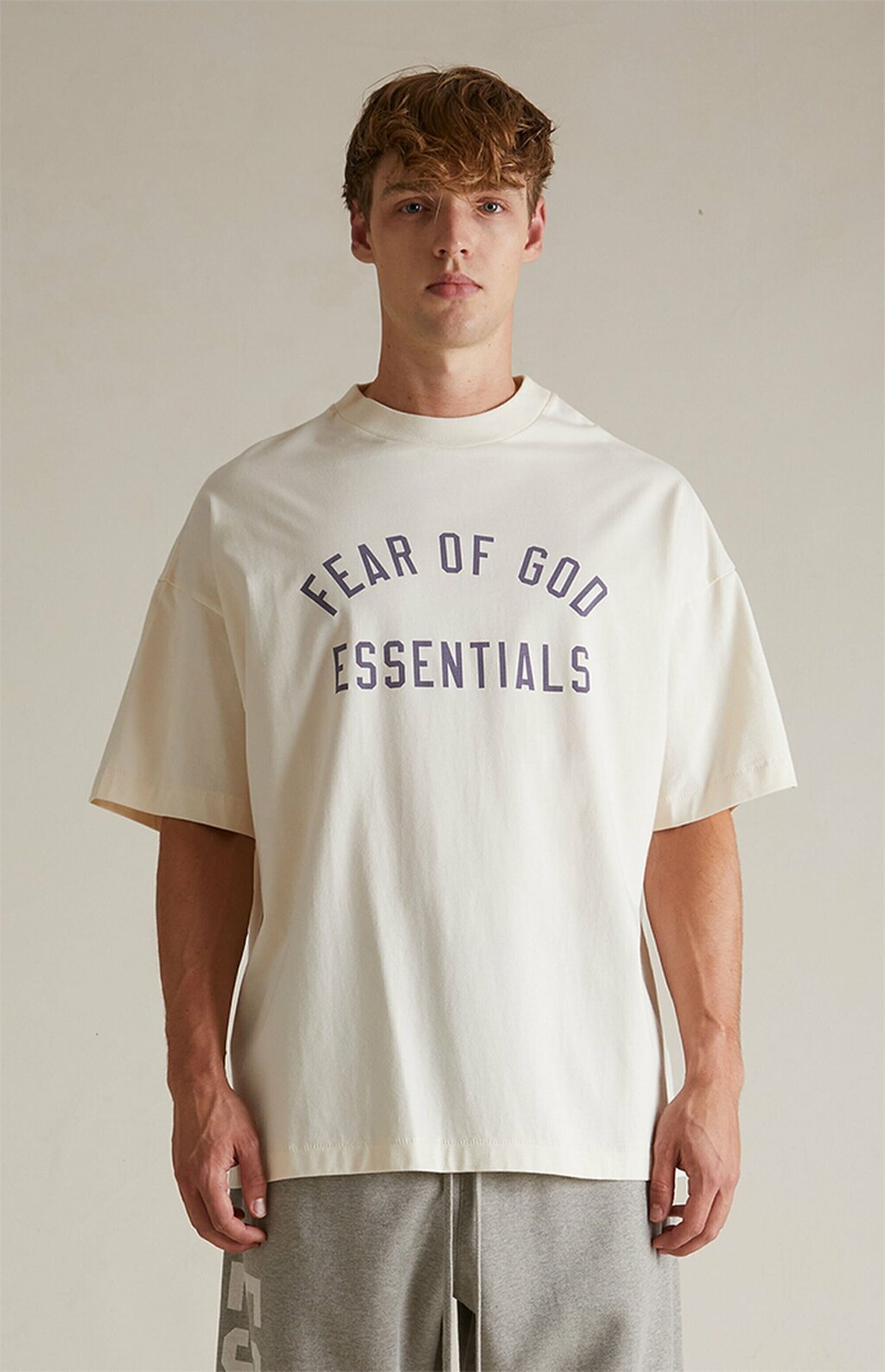 Camiseta Fear Of God Essentials Jersey "Shell"