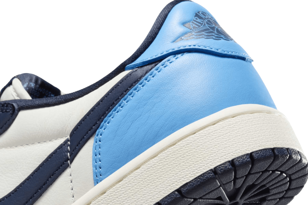 Air Jordan 1 Low OG "Obsidian"