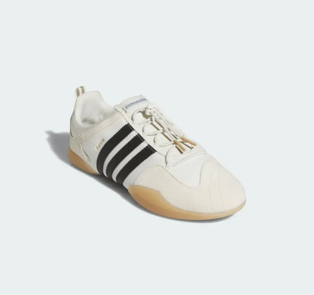 Bad Bunny x Adidas Ballerina Off White