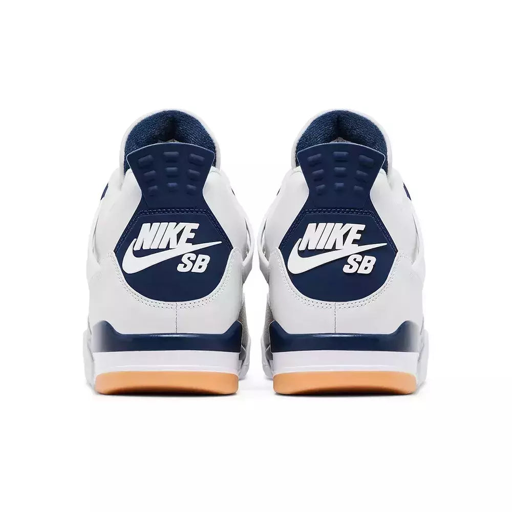 Nike SB x Air Jordan 4 Retro "Navy"