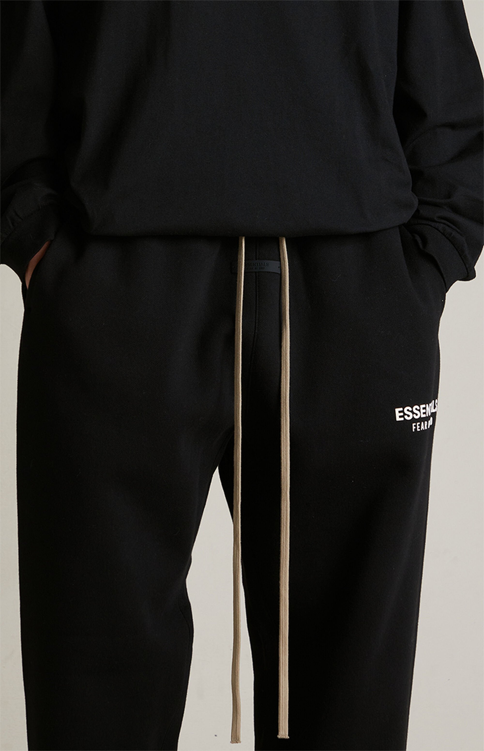Calça Fear of God Essentials Fleece Essential Black