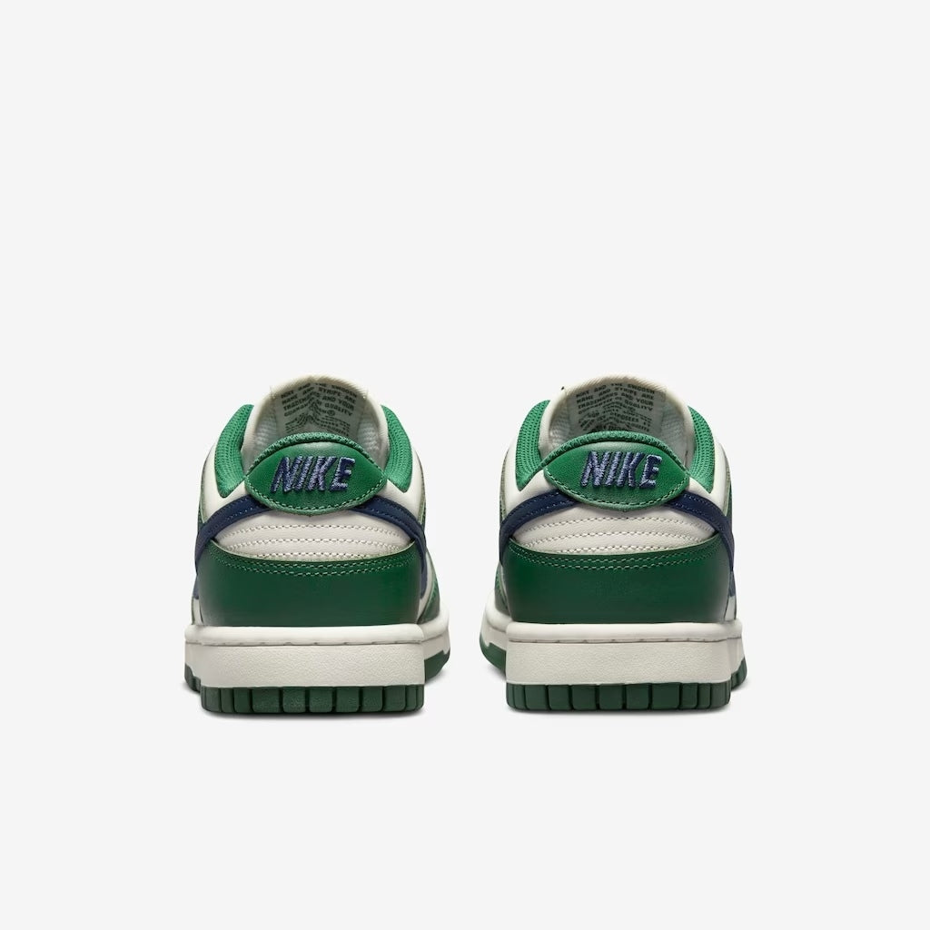 Dunk Low "Gorge Green Midnight Navy"